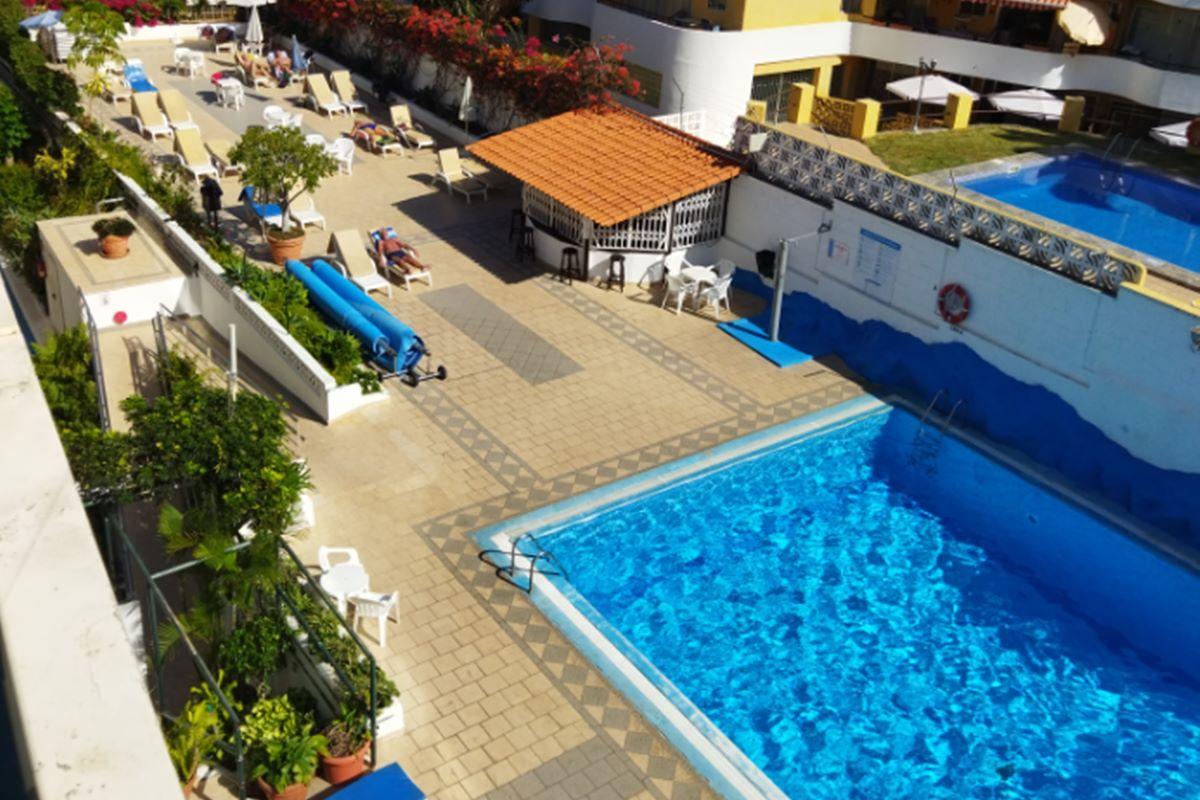 อปาร์ตาเมนโตส เปซ อะซุล Aparthotel ปูแอร์โตเดลาครูซ ภายนอก รูปภาพ